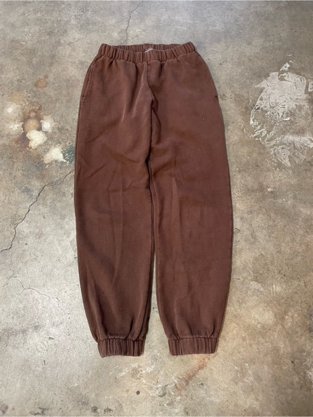 Brandy Melville John Galt Cuffed Sweatpants